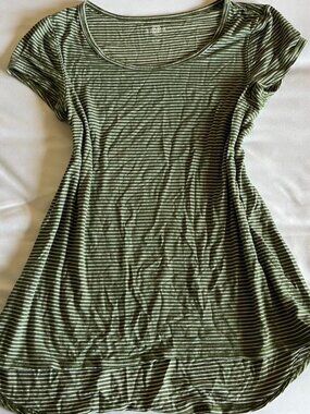 Striped Relaxed Fit Scoop Neck Tee